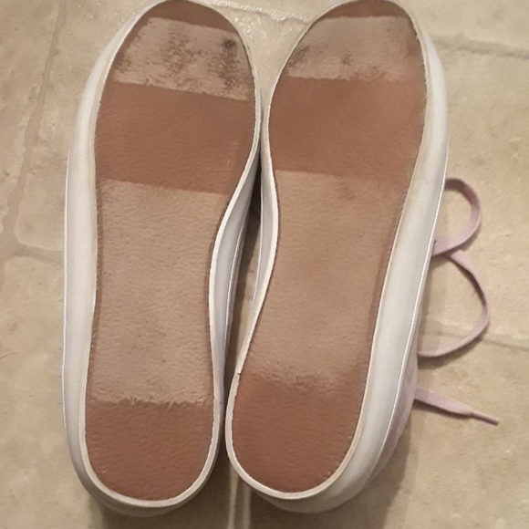 Lavender Old Navy sneakers - Picture 7 of 7